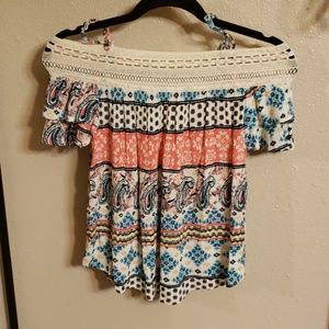 Junior's Off The Shoulder Blouse